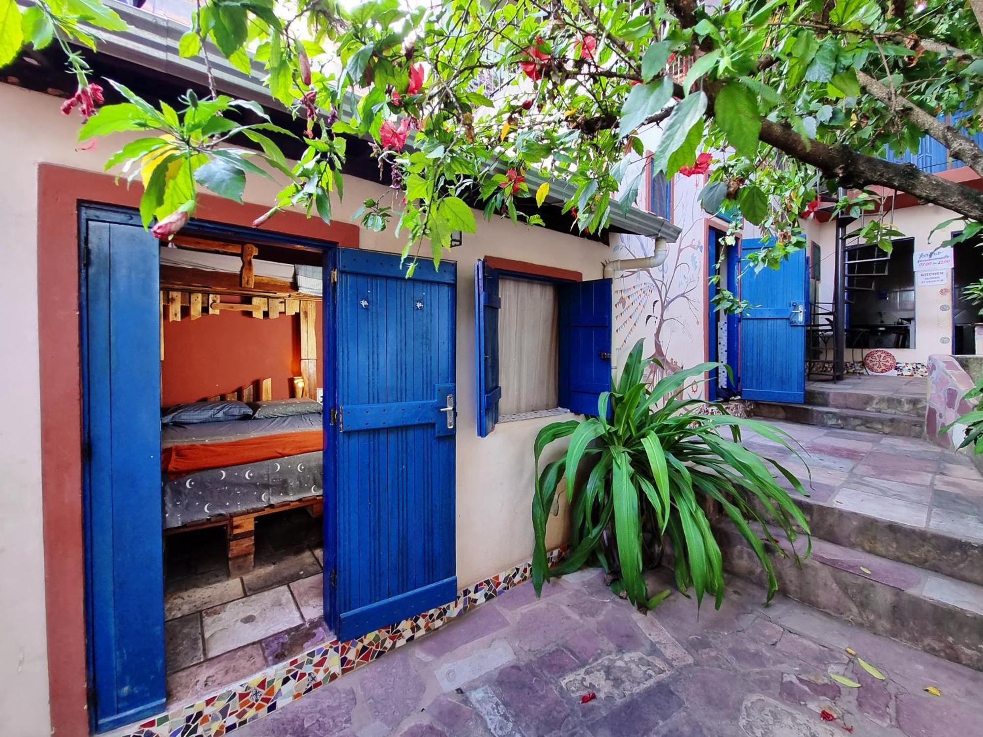 Hostal Chapada Backpackers Agencia *